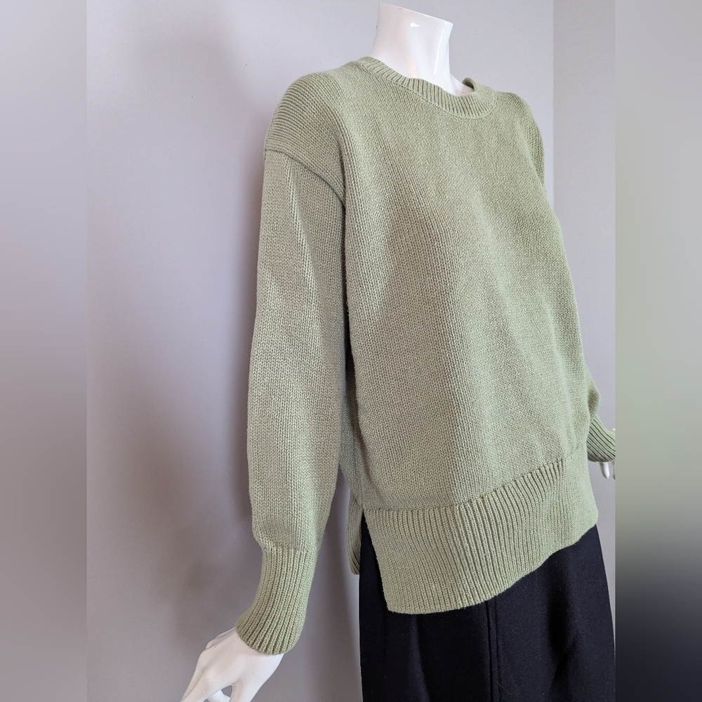Philosophy Sage Green Knit Sweater – Oversized Crew Neck – Minimalist Pullover M - Picture 8 of 9